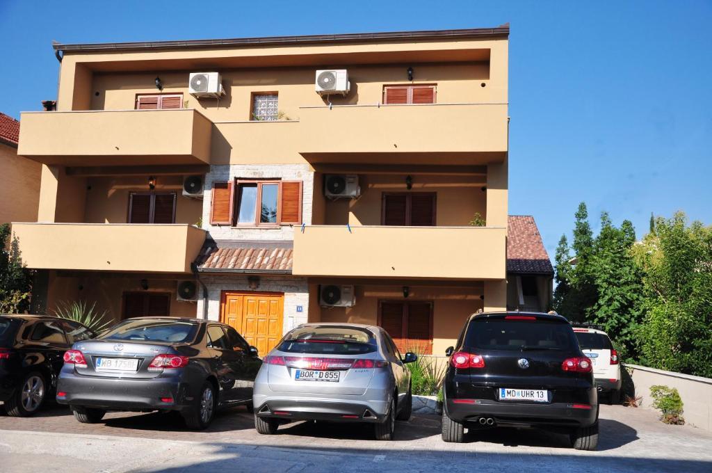 M&M Apartments Biograd Na Moru Exterior photo